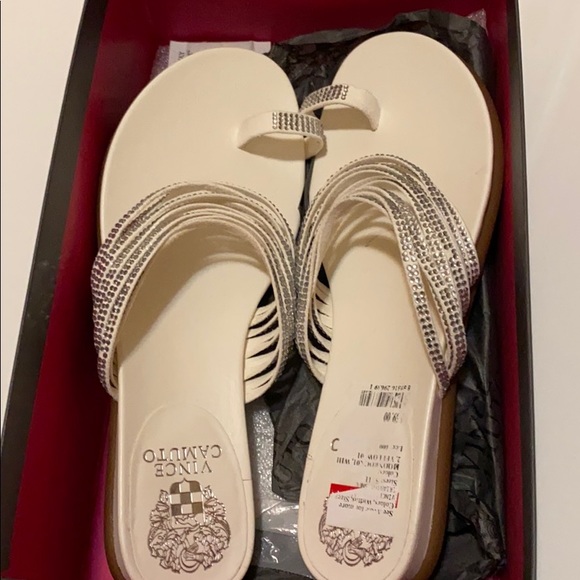 Vince Camuto Sandals - Picture 5 of 5